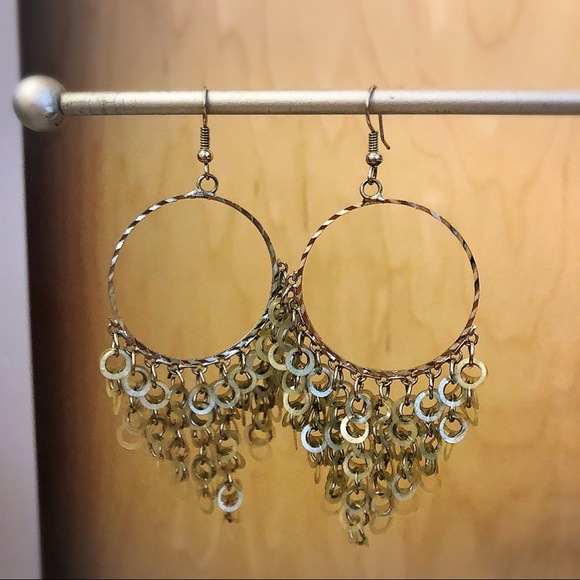 Assessory Package - Picture 3 of 4